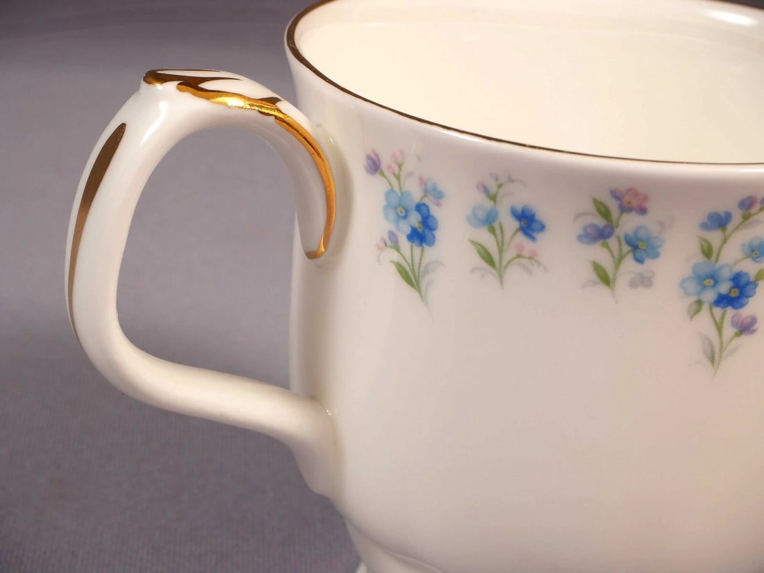 Royal Albert Memory Line COFFEE TEA MUG Classy Gold White Blue - 3