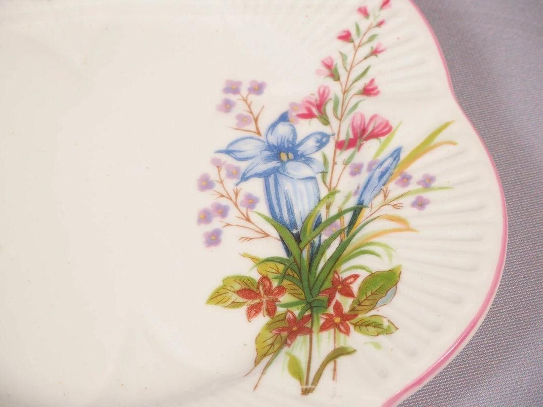 Shelley WILD FLOWERS Dainty Shape Tea Coffee Cup Saucer Plate TRIO Bone China - 4