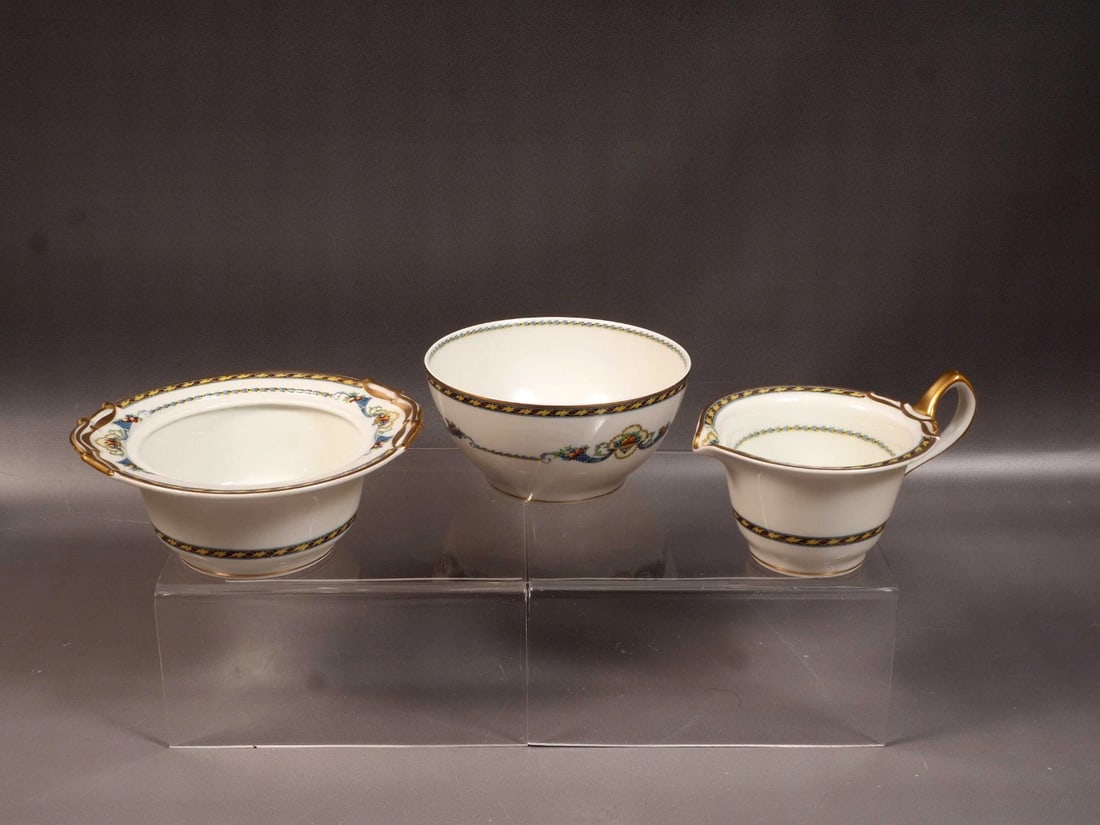 LIMOGES France B&C Bernardaud Horn of Plenty Nappy Cream and sugar Set EXCELLENT: Title: LIMOGES France B&C Bernardaud Horn of Plenty Nappy Cream and sugar Set EXCELLENT Description: . This is very rare and absolutely stunning Creamer and Sugar Bowl Set, made in France by B&C