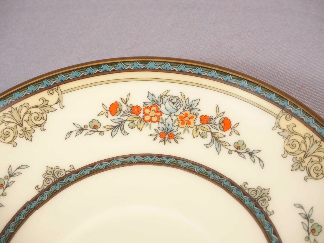 Minton Stanwood Gold Rim Coffee/Tea Cup and Saucer SET England - 3