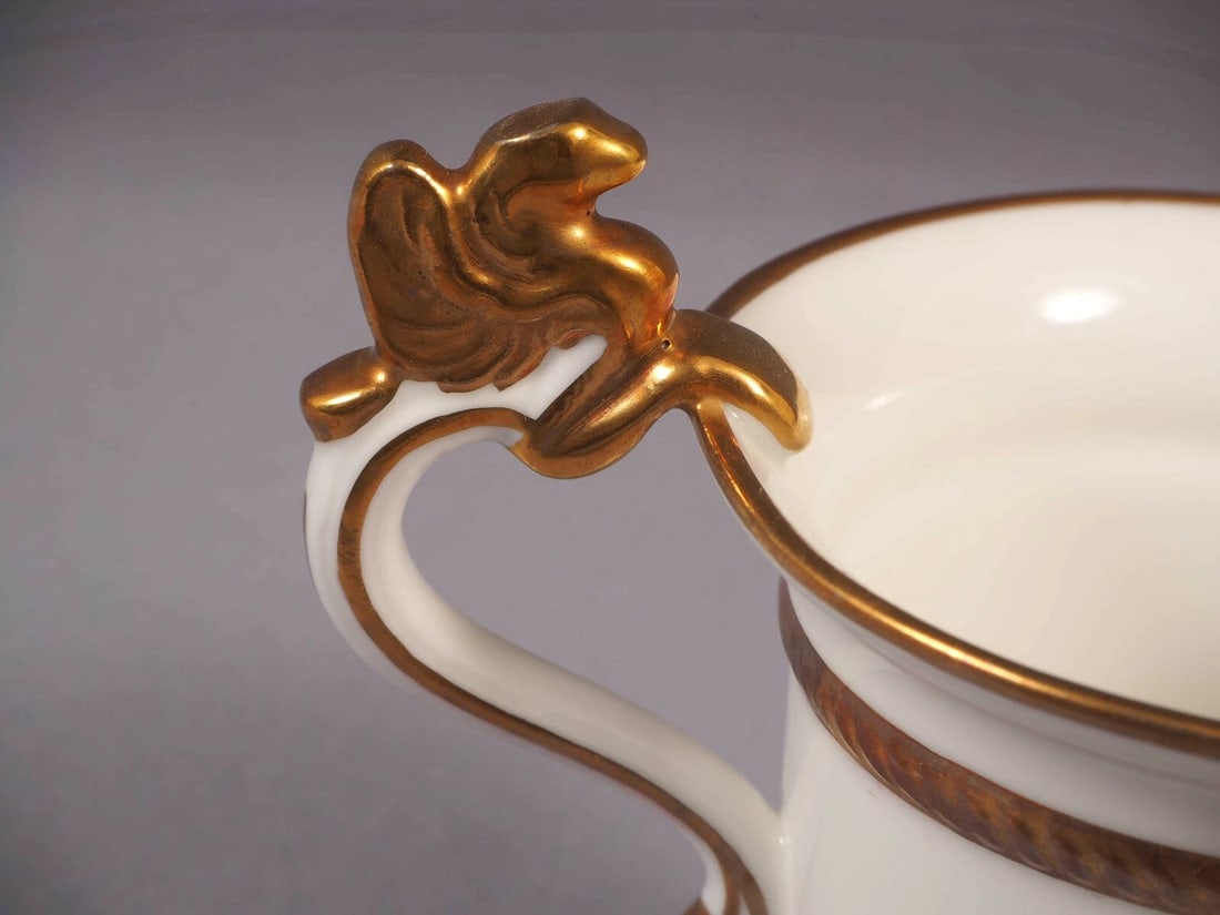 HAMMERSLEY SUPER RARE Gryphon Cup ONLY Coffee Espresso Gold England (1 of 4)