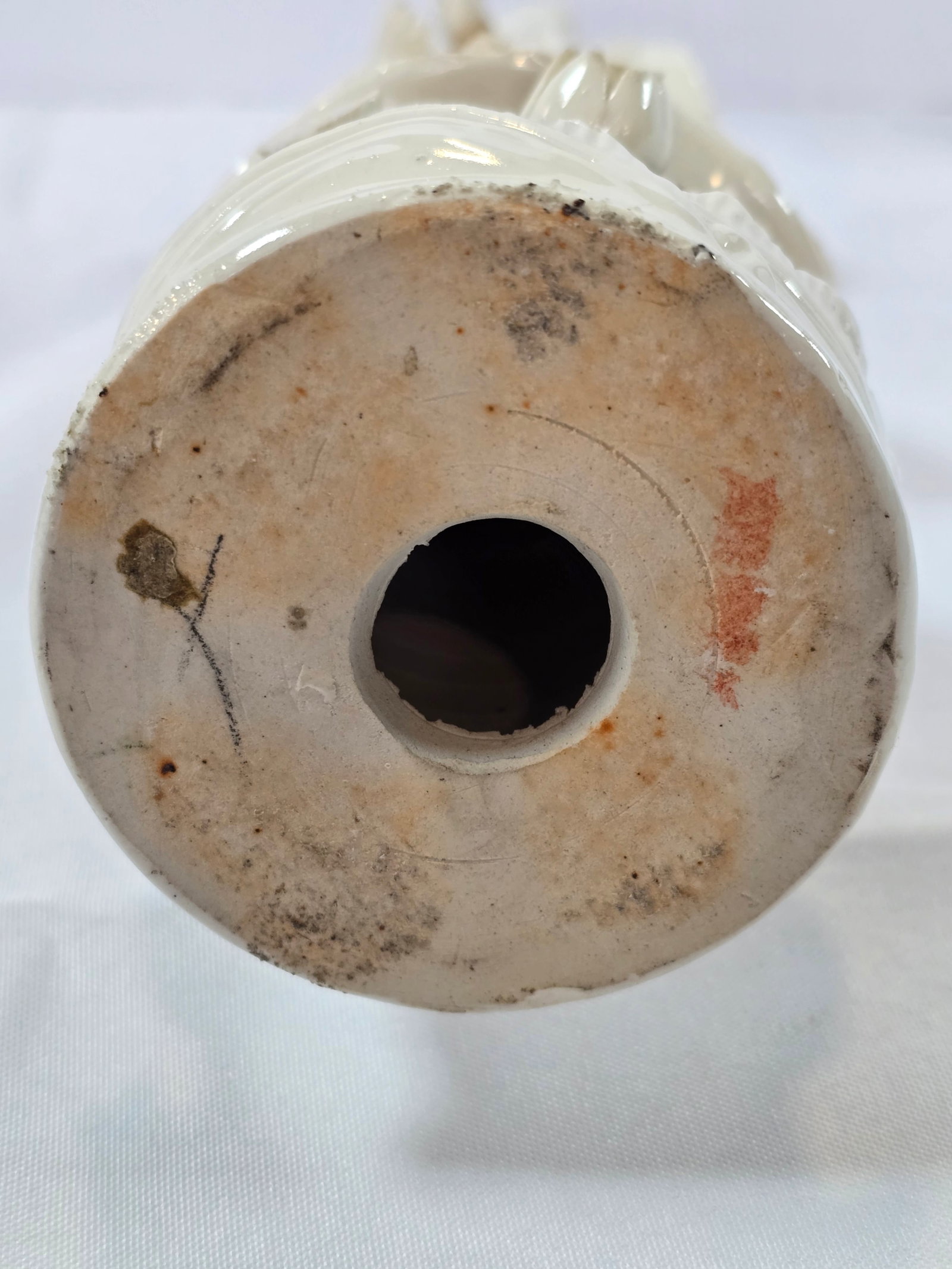 Blanc de Chine Guanyin Figure - 4