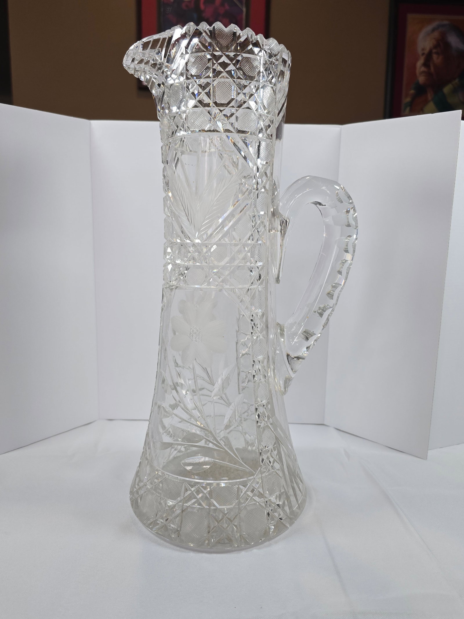 Brilliant Period Cut Glass Water Carafe with Engraved Floral Motif - 2