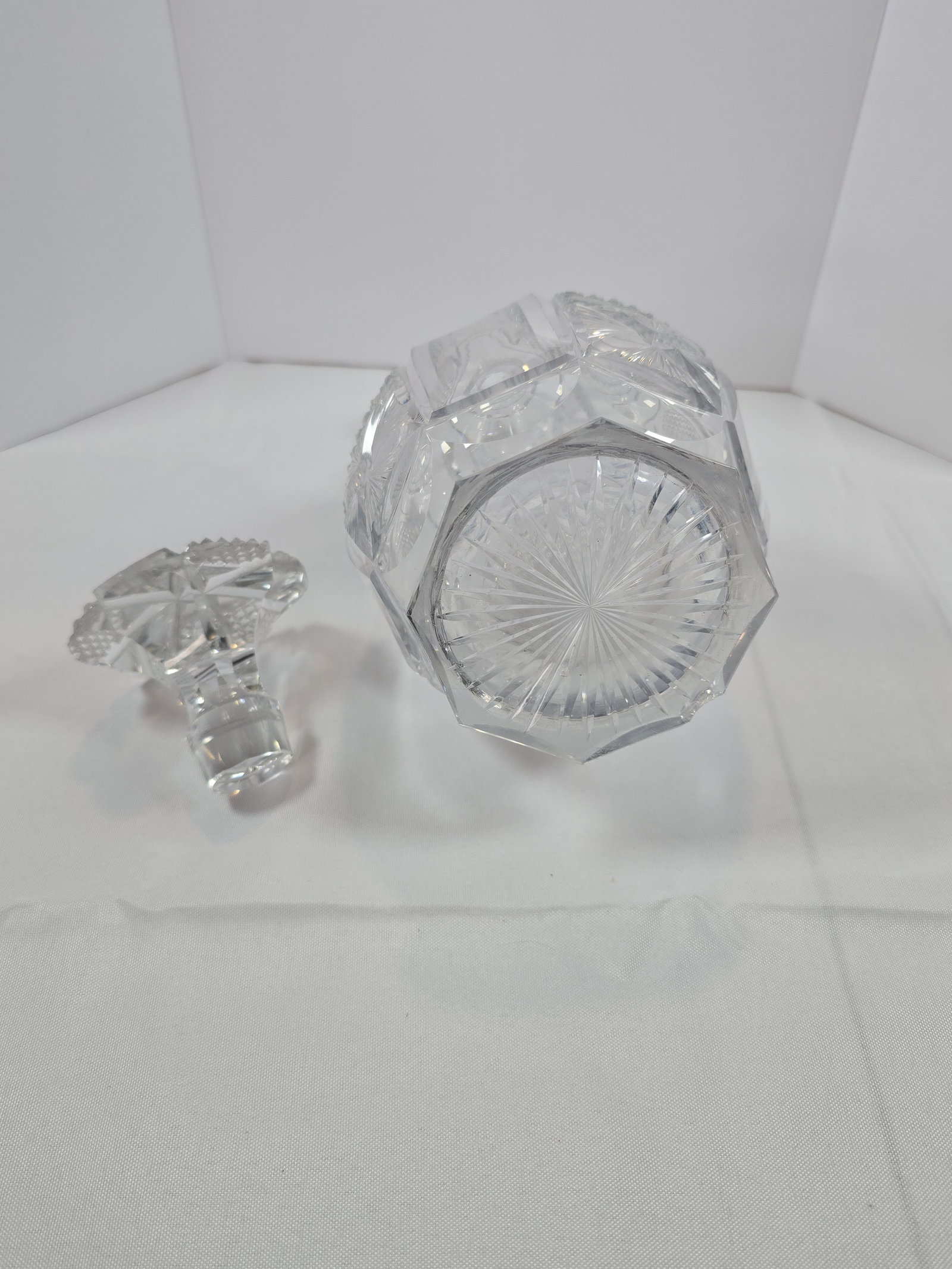 Cut Crystal Spirits Decanter with Stopper - 4