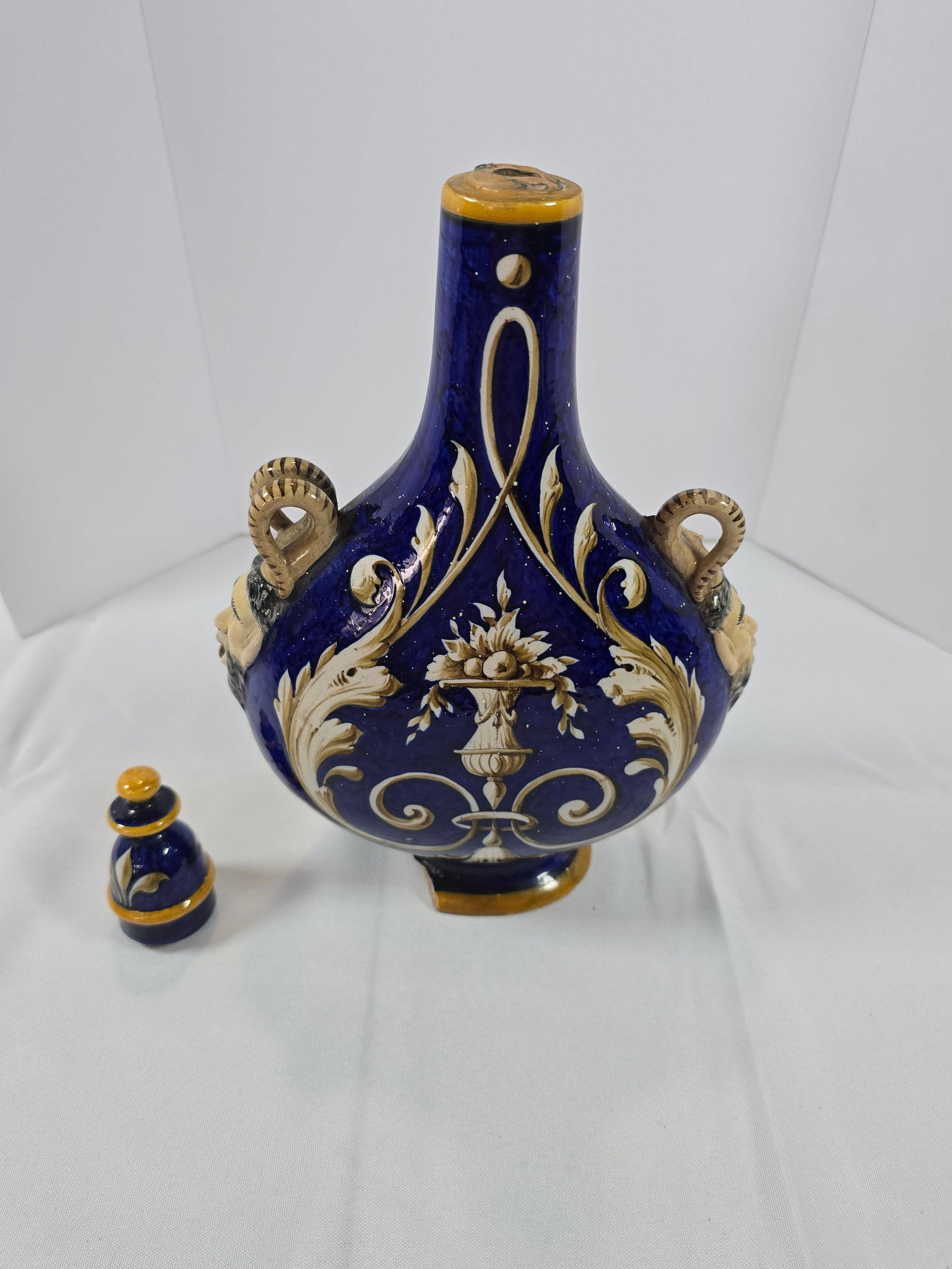 Ginori Neoclassical Style Blue and Gilt Ceramic Vase with Stopper - 2