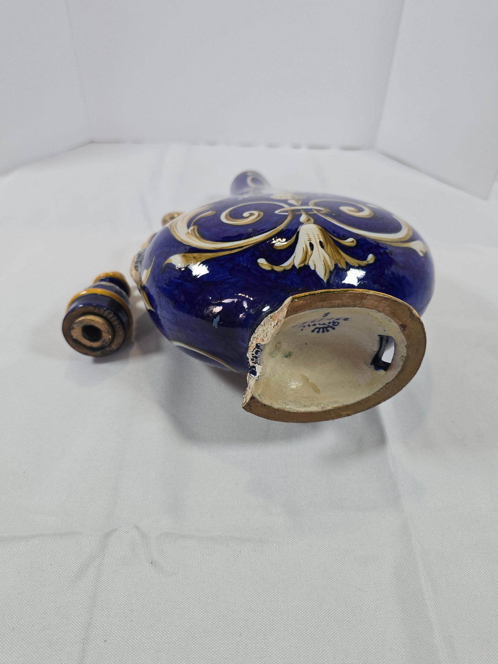 Ginori Neoclassical Style Blue and Gilt Ceramic Vase with Stopper - 3