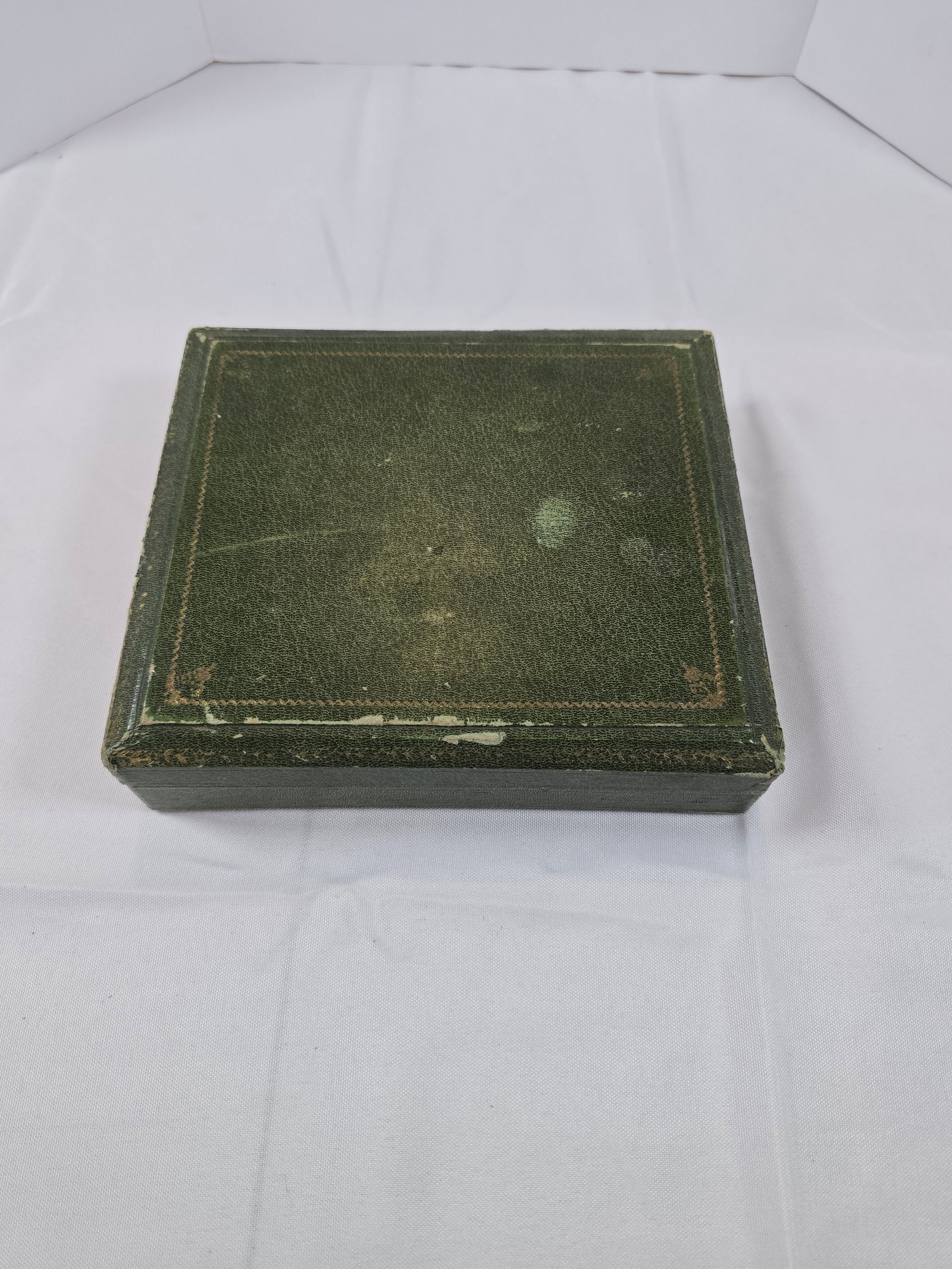 Set of Twelve Antique Silver-Plated Pastry Forks with Original Fitted Case - 2