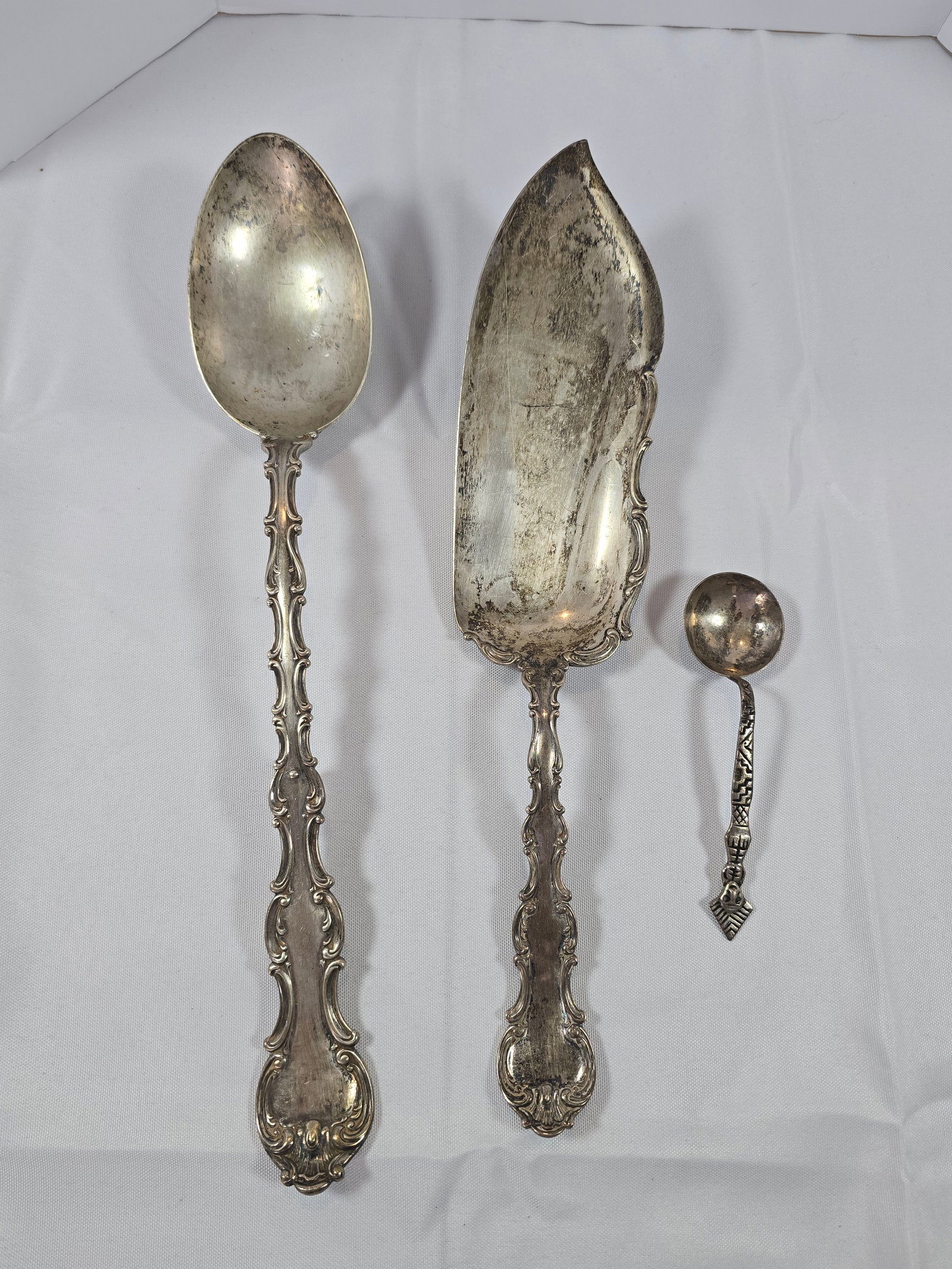 Three Pieces of Assorted Silver Plated Serving Utensils (1 of 5)