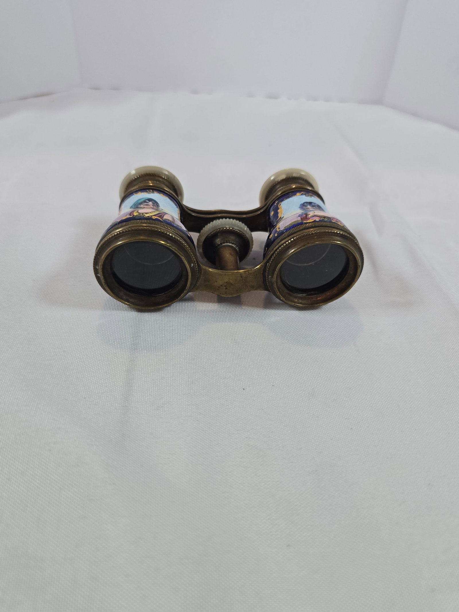 Antique Chevalier Paris Opera Glasses with Hand-Painted Enamel and Mother-of-Pearl - 4