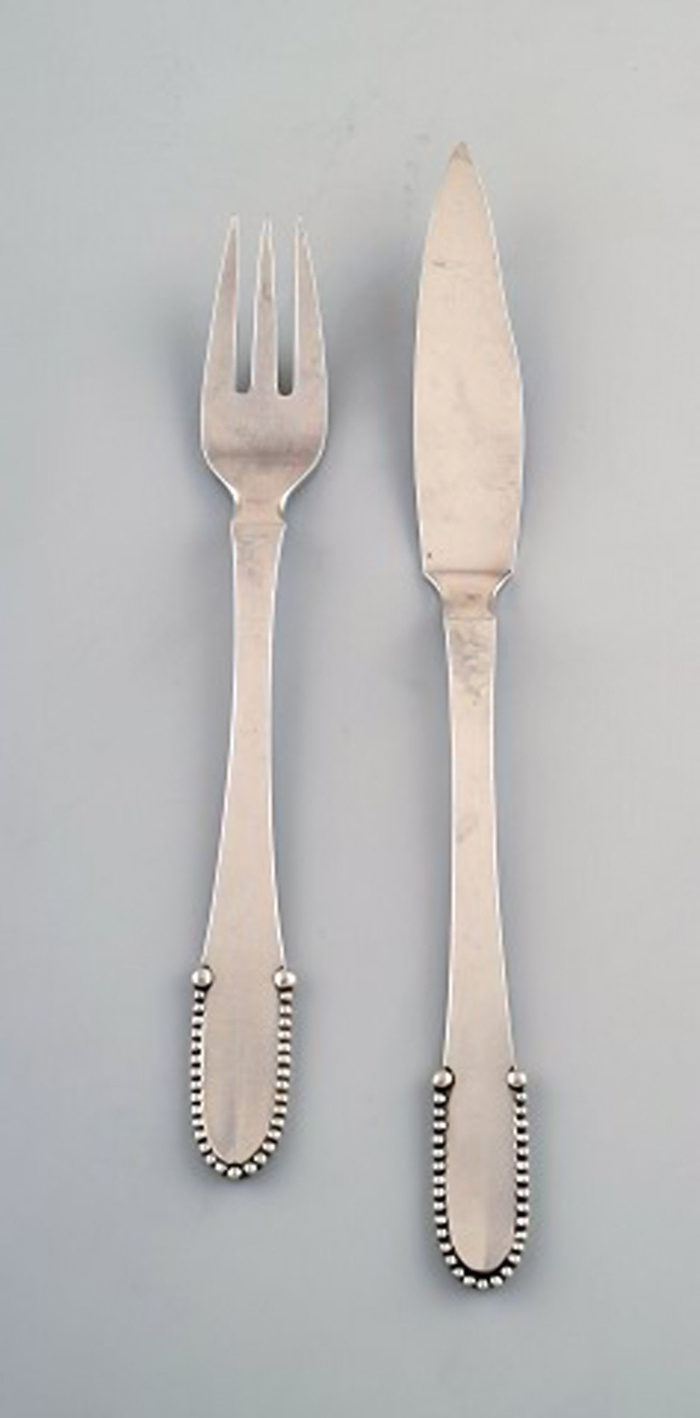 Georg Jensen Beaded complete 12 persons fish service. - 2