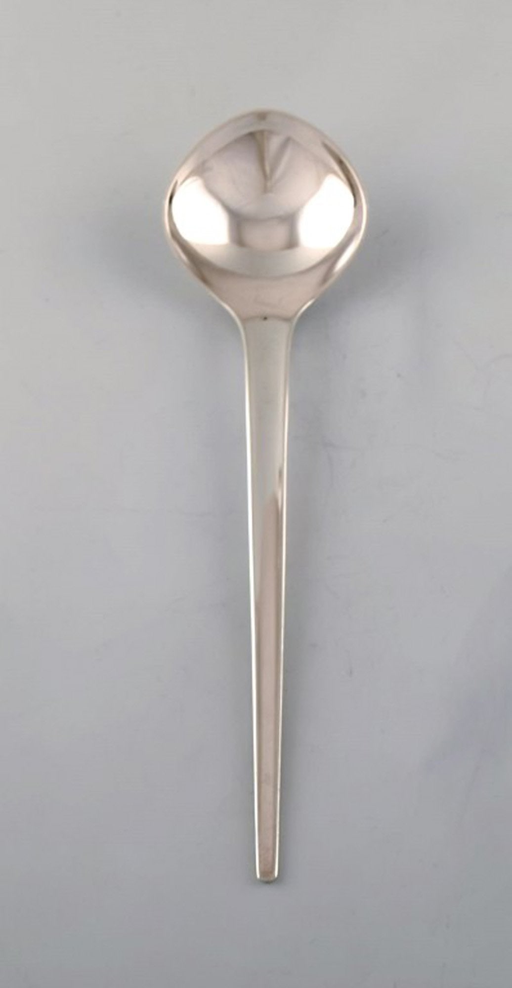 Magnus Stephensen for Georg Jensen. "Argo" dinner spoon in sterling silver.: Title:Magnus Stephensen for Georg Jensen. "Argo" dinner spoon in sterling silver. Description:Magnus Stephensen for Georg Jensen. "Argo" dinner spoon in sterling silver. Measures: 19.3 cm. In very goo