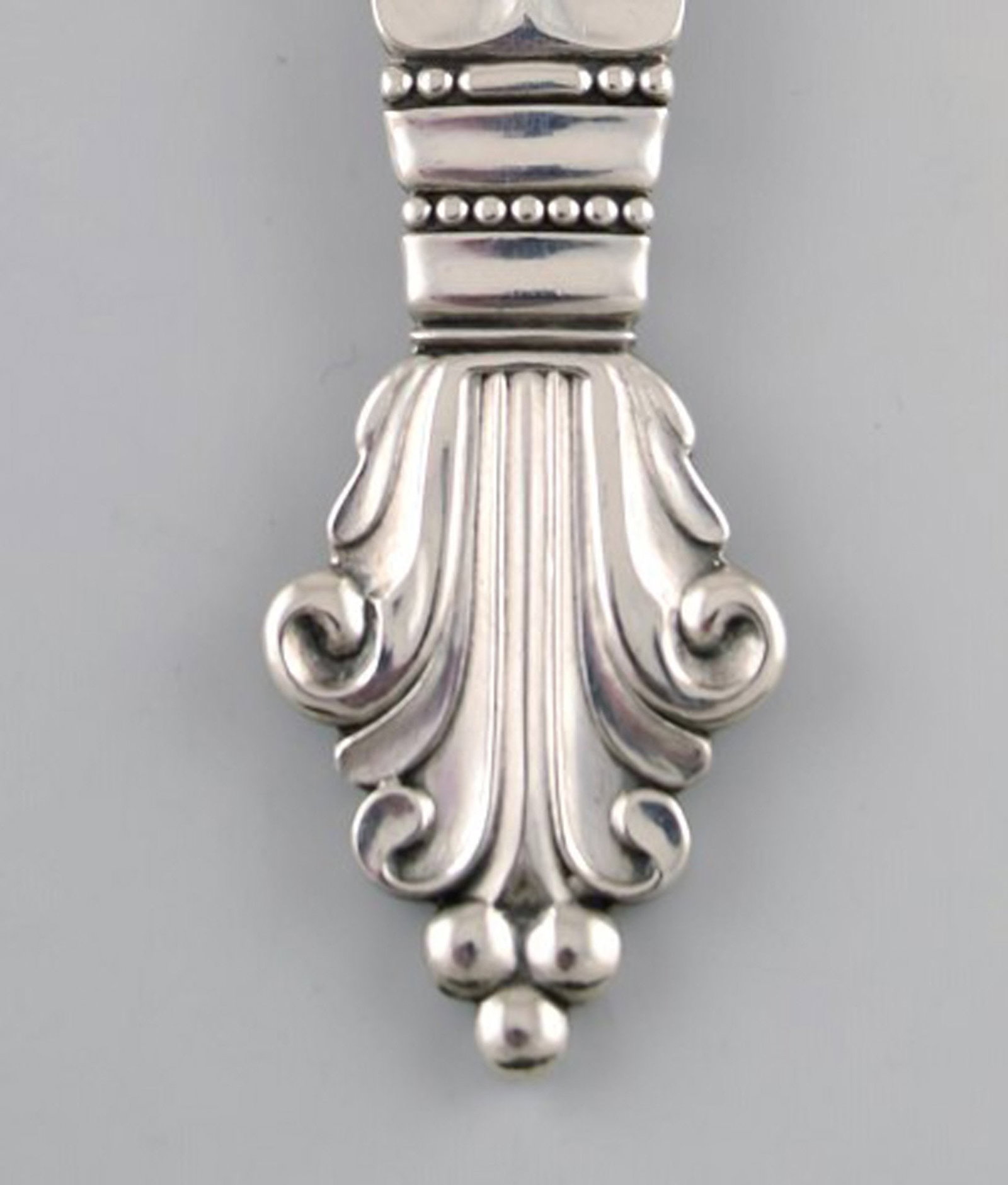 Georg Jensen serving spoon in full sterling silver, silverware, Georg Jensen Acanthus. Designed by - 2