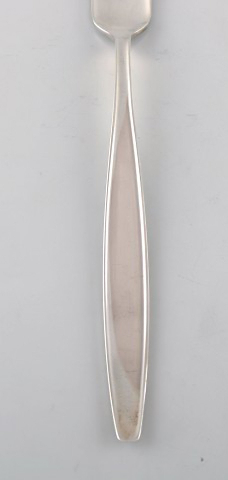 Tias Eckhoff for Georg Jensen. "Cypress" meat fork in sterling silver. - 2