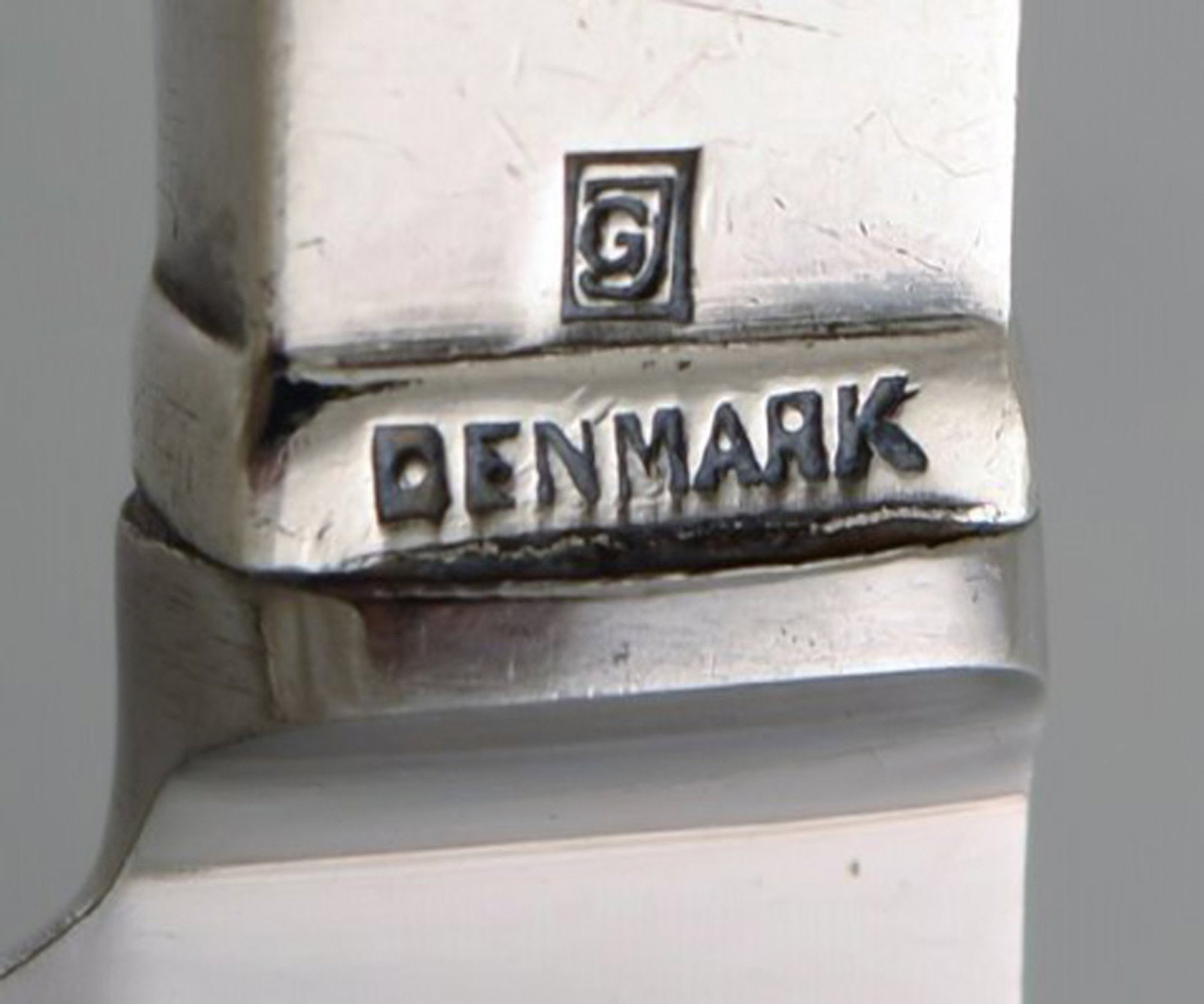 Rare Georg Jensen "Pyramid" children's / travel knife in sterling silver and stainless steel. Dated - 4