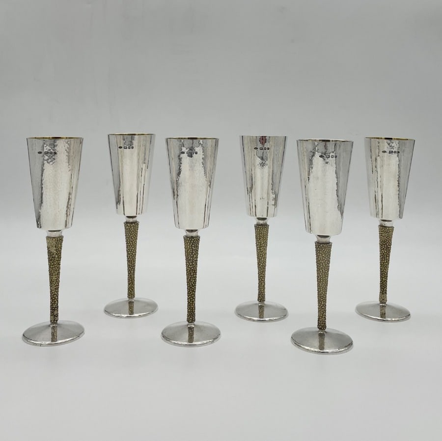 20th Century Modern Sterling Silver Set Six Champagne Flutes London 1972 Stuart Devlin - 2