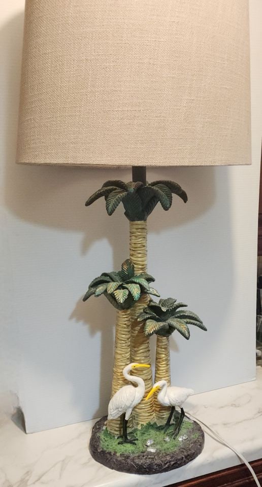Visit Miami with this beautiful Mid-Century Hand-Painted Ceramic Palm Tree and Crane Lamp - 4