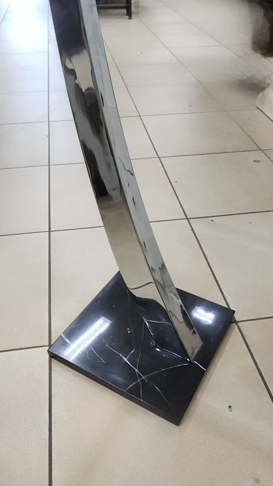 Hi-design modern glass and chromed steel accent side table with marble base. - 4