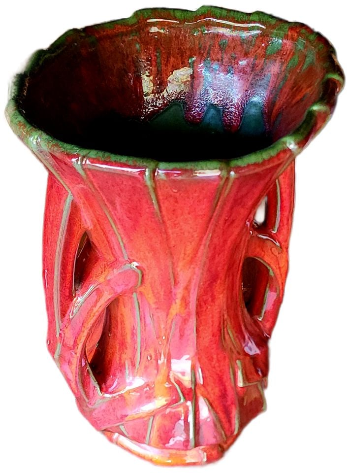 Exceptional Mid-Century McCoy Strap Ribbon Vase, likely from the 1940s. A collector level item. - 2