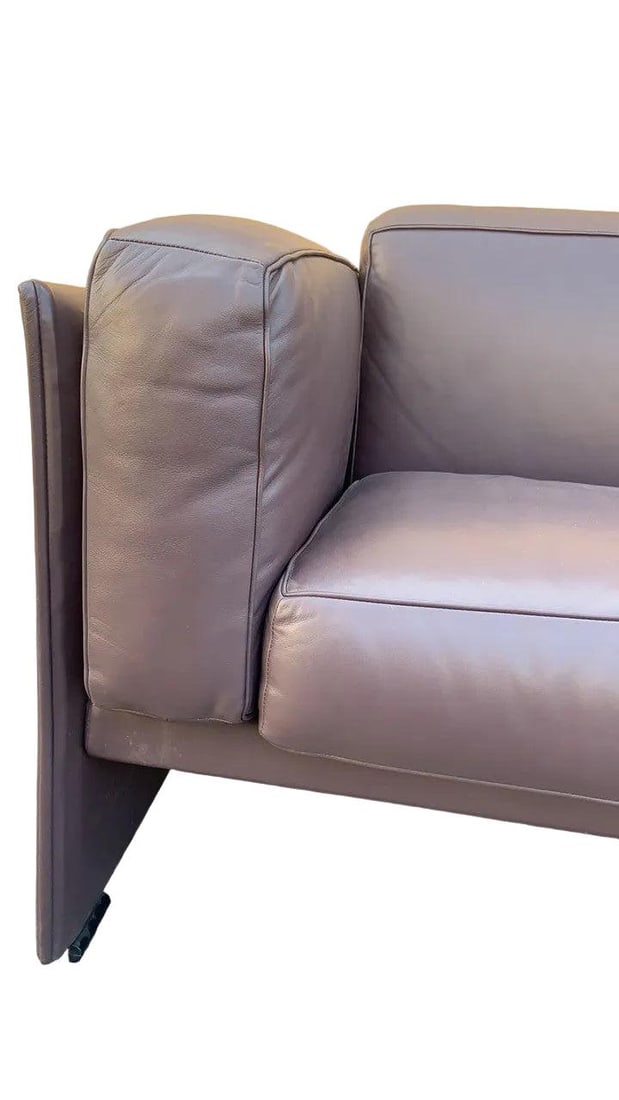 MCM 405 Duc Sofa by Cassina - 4