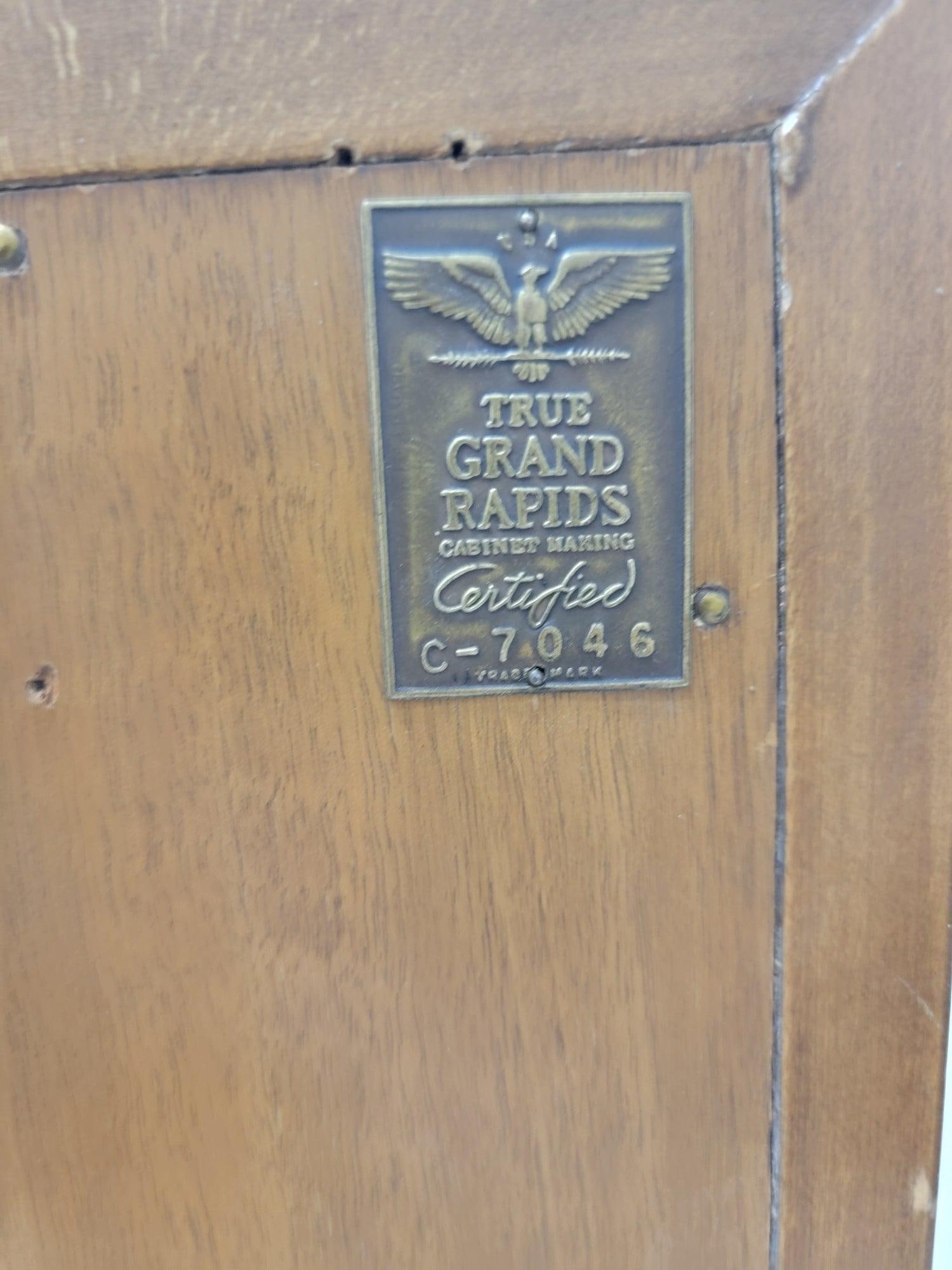 MCM T.H. Robsjohn-Gibbings for Widdicomb Credenza - 8