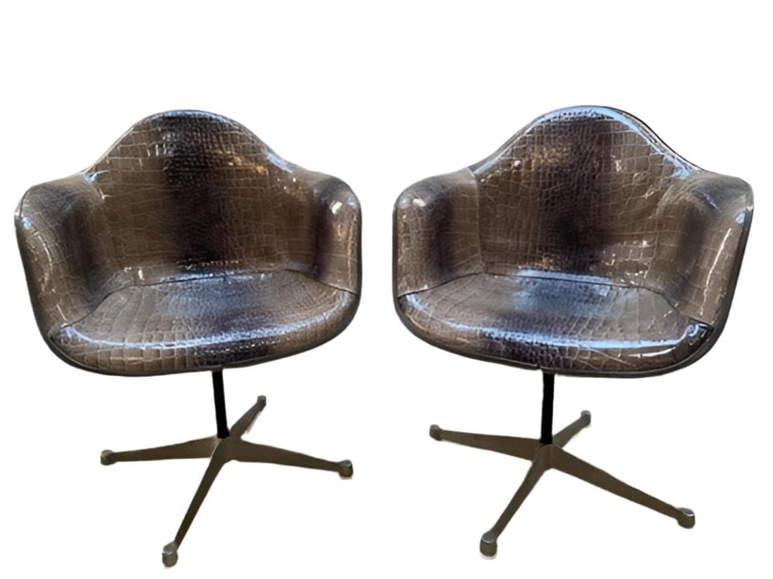 Mid Century Modern Herman Miller Swivel Bucket Chairs Newly Upholstered - Pair (1 of 9)