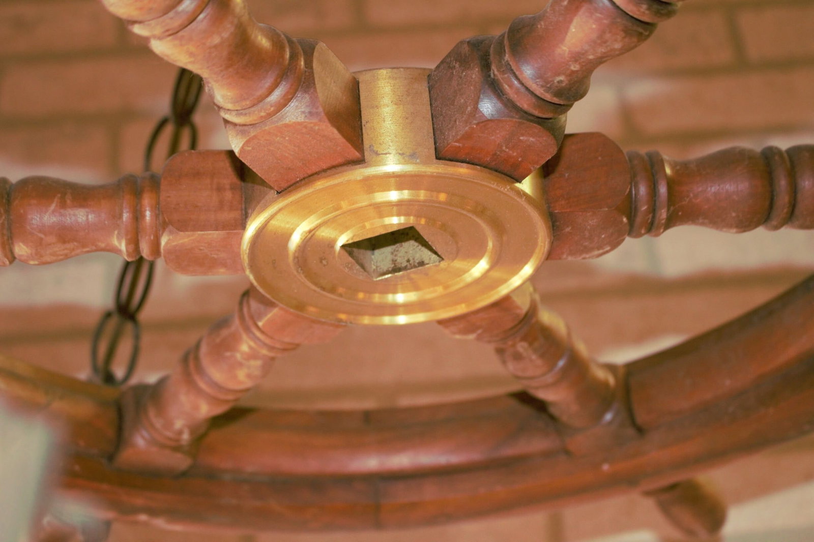 Vintage Nautical Ship Wheel Chandelier with Three Lanterns - 9