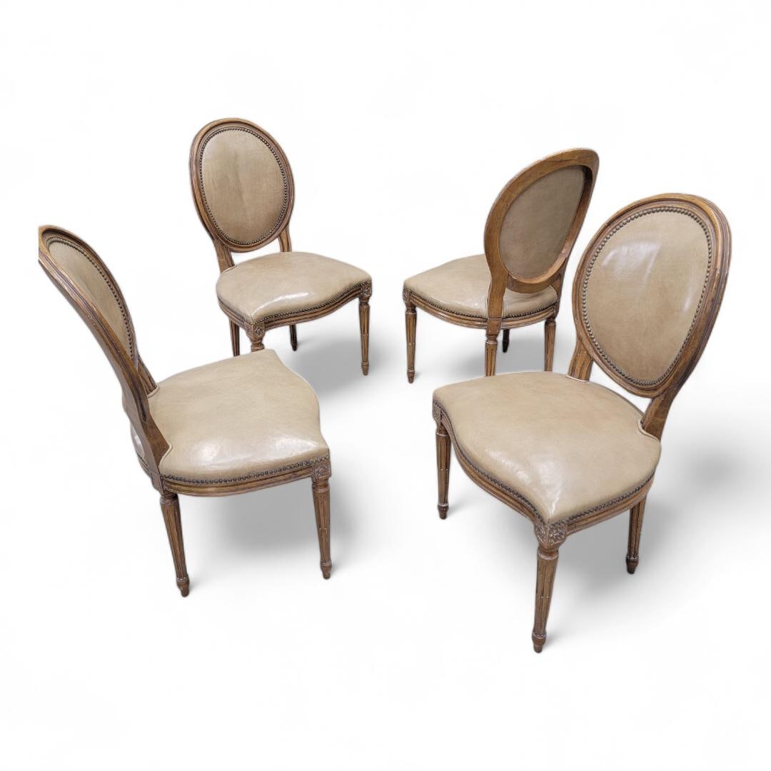 Vintage French Provincial Style Medallion Back Chairs By Baker - 4 - 4