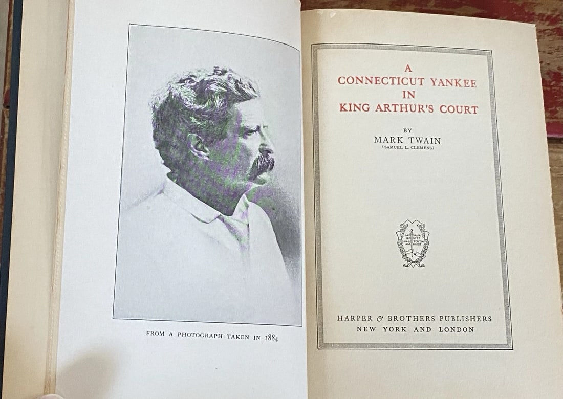 A Connecticut Yankee In King Arthurs Court MarkTwain 1899Authors Natl Ed HC - 3