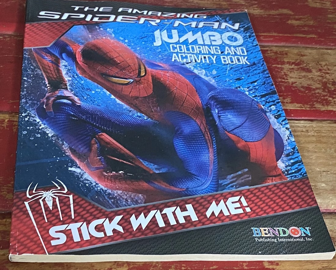 The Amazing Spider-Man Jumbo Coloring And ActivityBook Bendon Very Good 2012 - 5