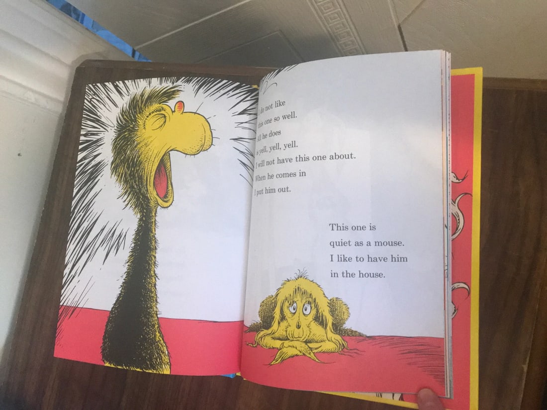 Dr Seuss One Fish Two Fish Red Fish Blue Fish 1988 Hardcover Beginner Book LOOK - 8