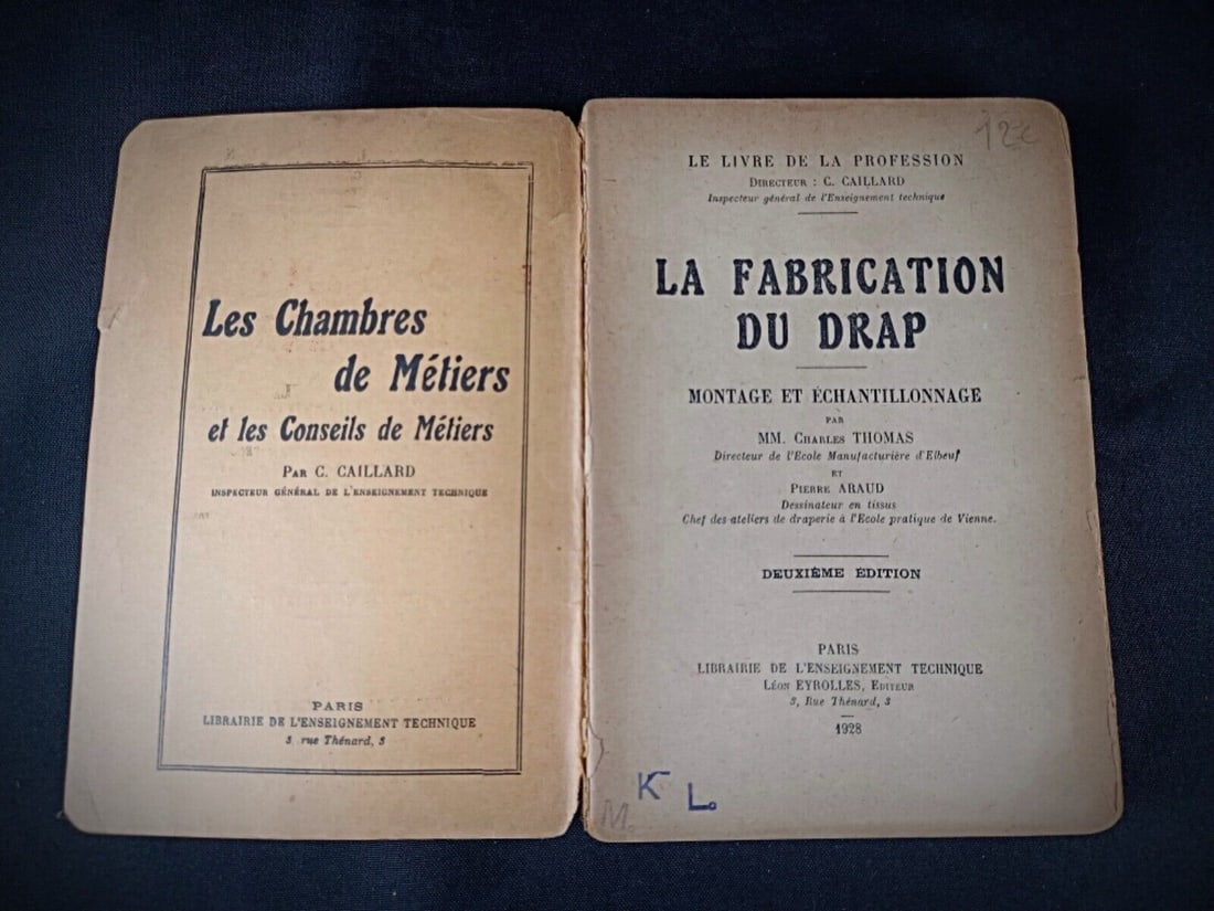 Antique Book on Wool Fabrication - 1926 Edition by C. Thomas & P. Araud - 3
