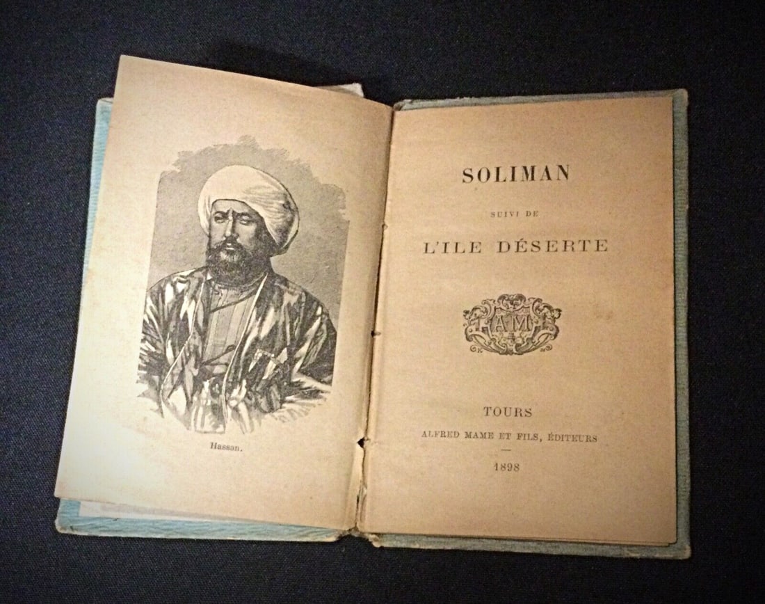 Lot of 3 Vintage Books: "La Joie de Vivre, "La Journee du Chretien - 6