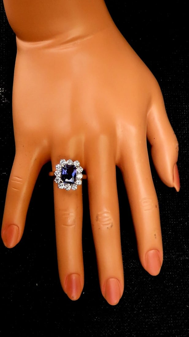 GIA Certified 5.03ct Natural No Heat Color change Purple Violet Sapphire Ring** - 5