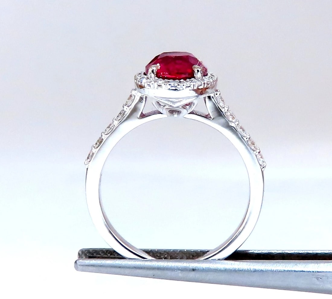 RARE GIA certified 3.03ct no heat natural ruby diamond ring 18kt classic halo** - 3