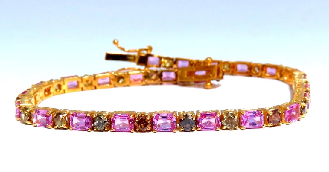 Natural Pink Sapphires & Fancy Color Diamonds bracelet 14kt Fancy Yellow Brown**: Title: Natural Pink Sapphires & Fancy Color Diamonds bracelet 14kt Fancy Yellow Brown** Description: Pink & Yellow Browns 6ct. Natural Pink Sapphires Emerald cuts / clean clarity & transparent. & 2.76