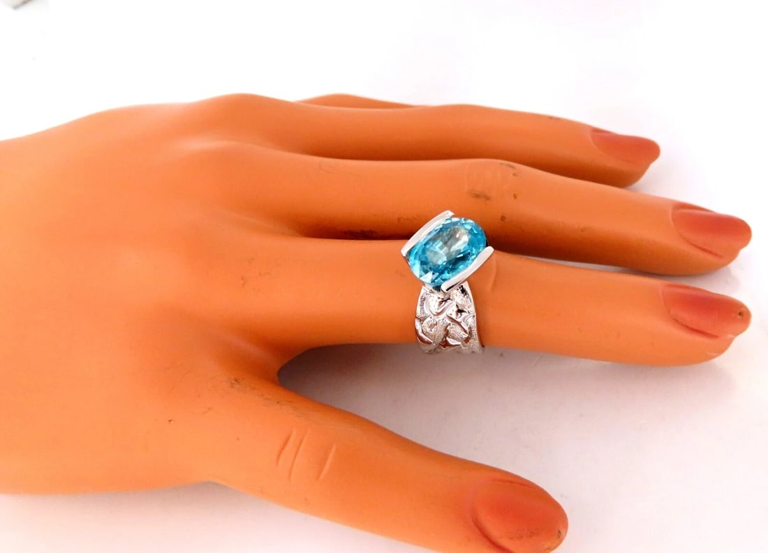 6.20ct Natural Indigo Blue zircon Ring 14kt scaling deco** - 2