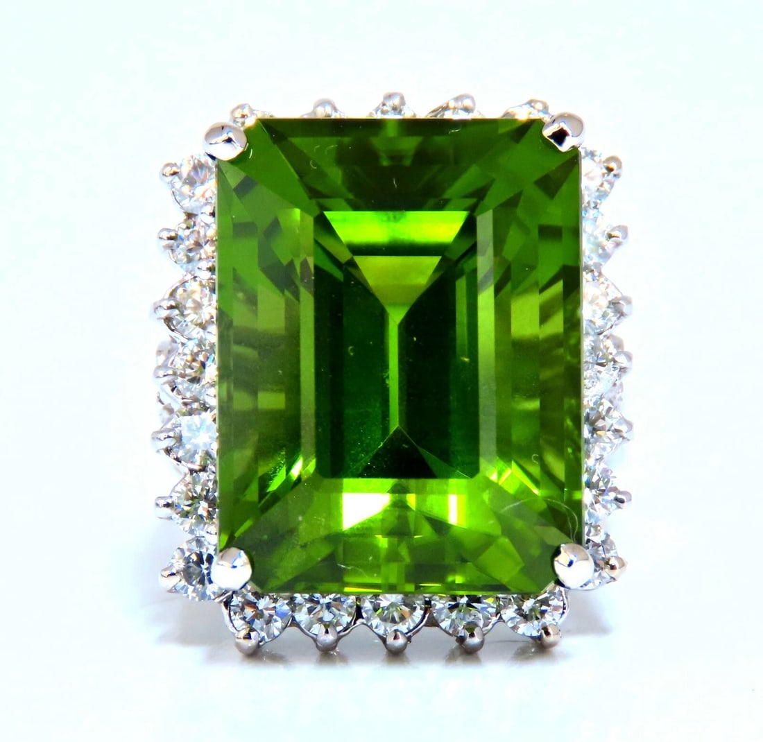 GIA Certified 18.53ct Natural Green Peridot Diamonds Rings 14kt** - 2