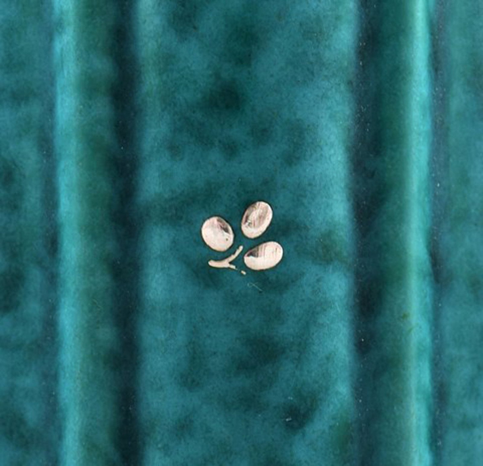 Wilhelm Kåge for Gustavsberg. Argenta vase in ceramics decorated with leaves in silver inlaid. - 3