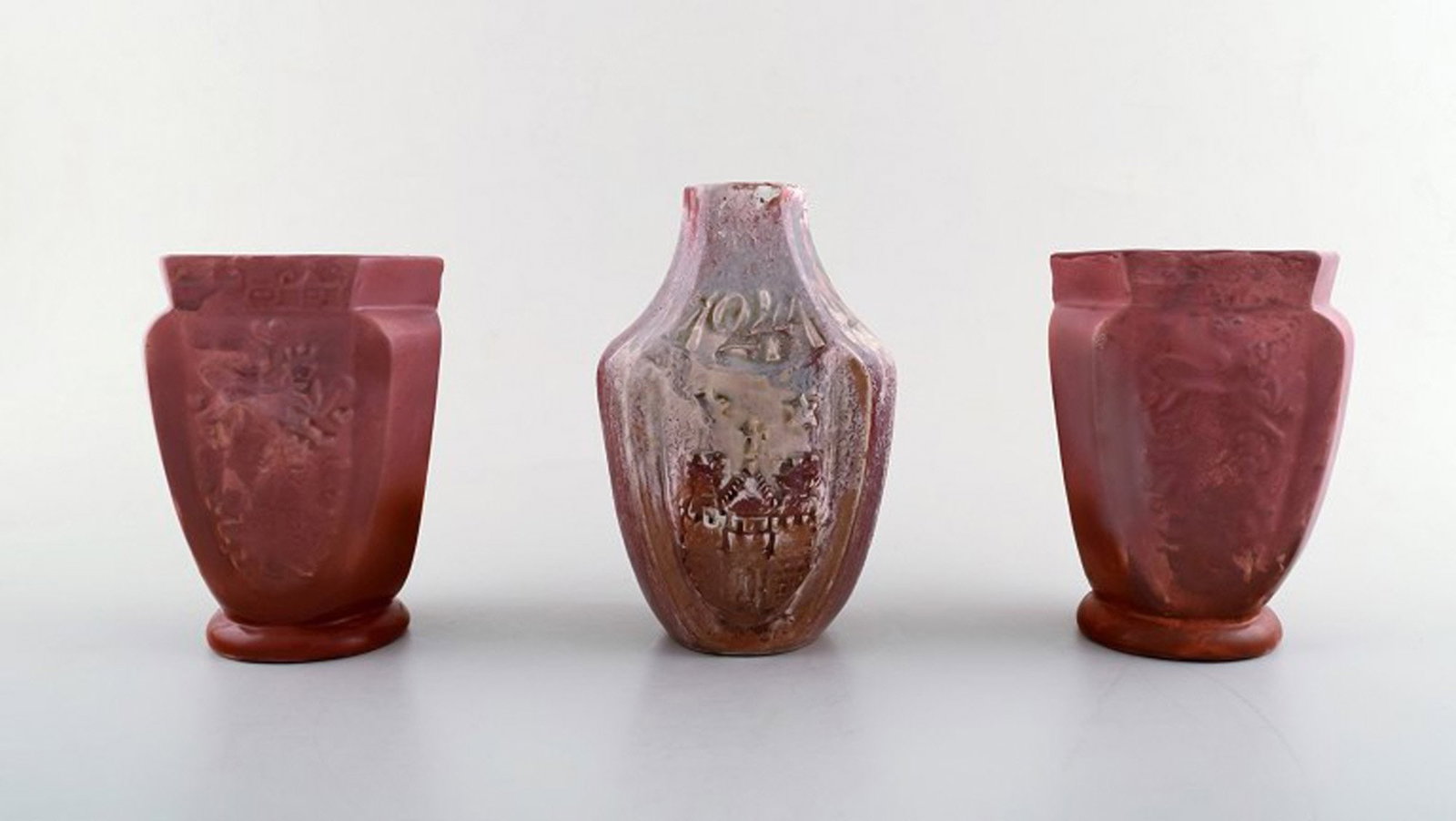 Three Kähler vases with luster glaze, Karl Hansen Reistrup. With the three Danish lions, the (1 of 7)