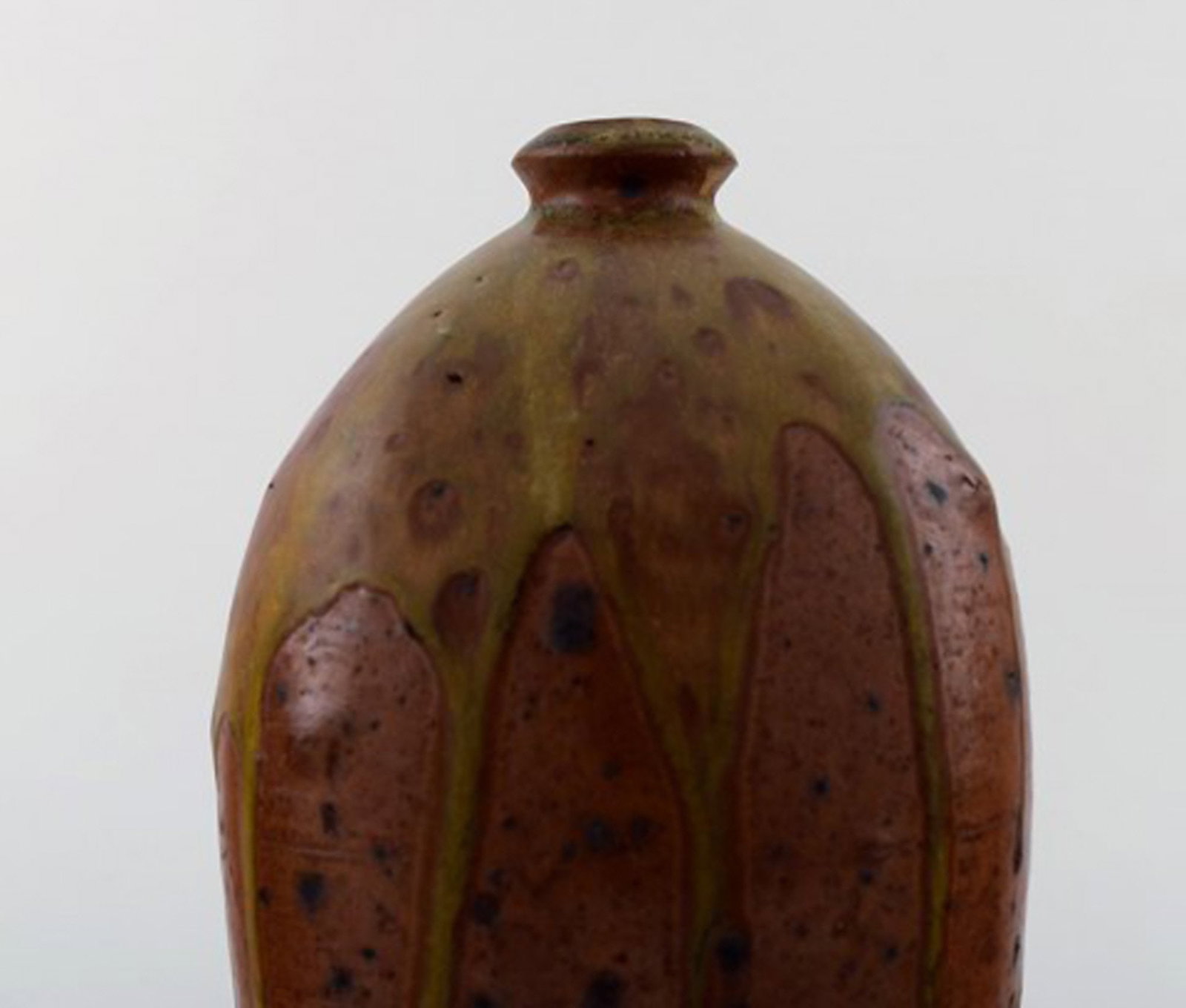 Dorthe Møller, own workshop, ceramic vase in rustic style. Raku burned. - 5