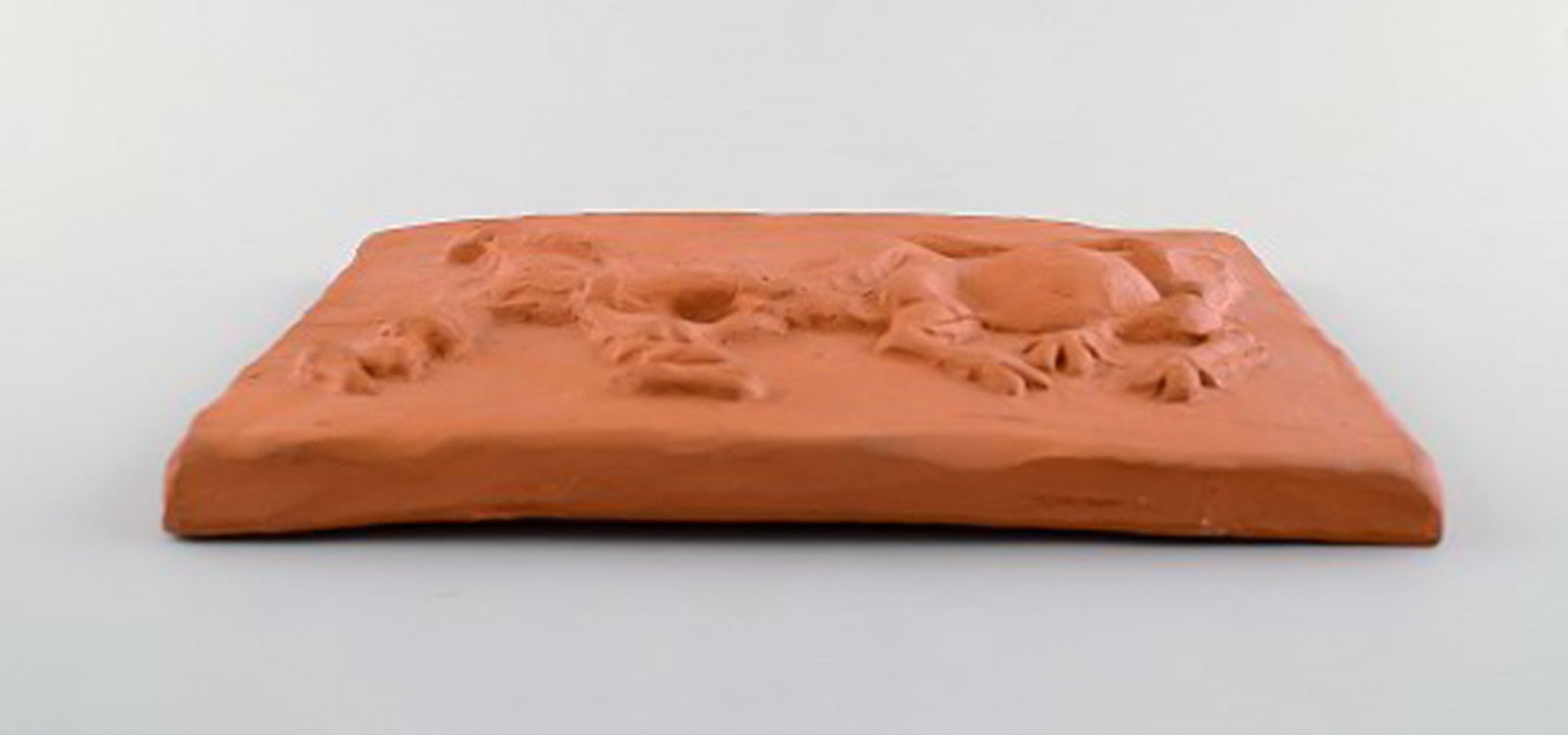 Kloster Ceramic, Ystad. Wall plaque in terracotta. The cow is driven home. Swedish design, 1960's. - 4