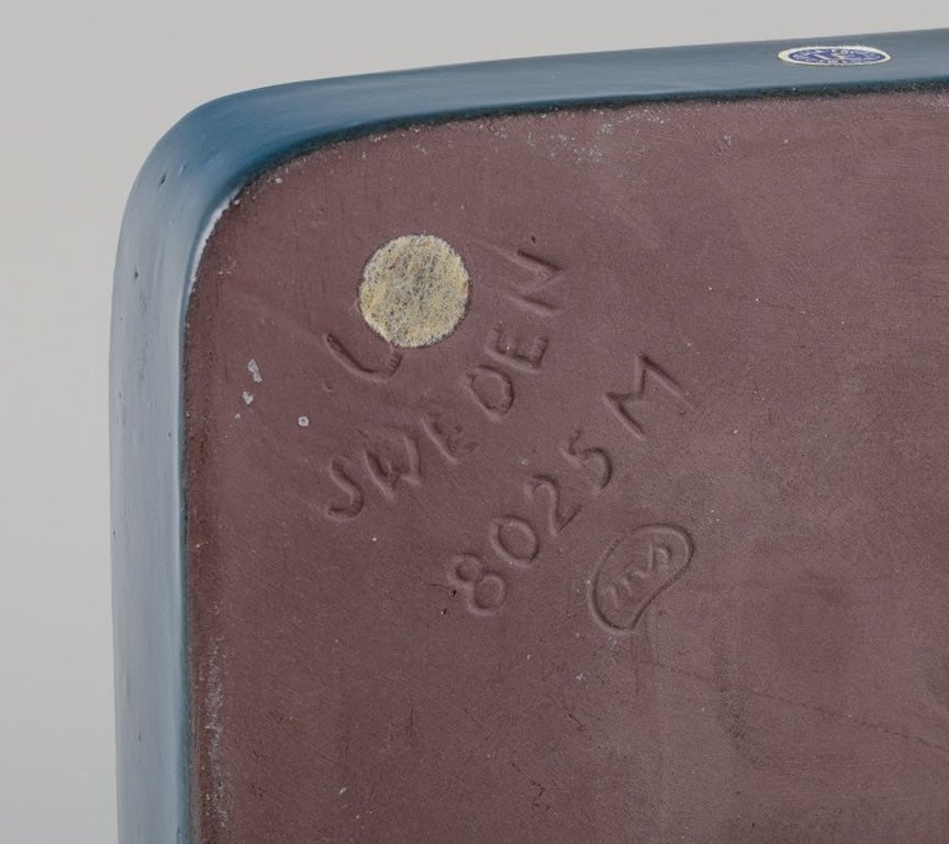 Mari Simmulson for Upsala-Ekeby, Sweden. Square ceramic bowl with geometric pattern. Approximately - 8