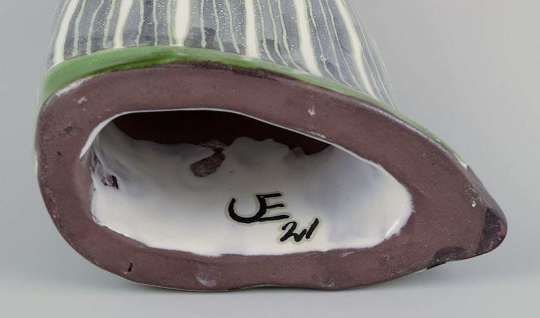 Mari Simmulson for Upsala-Ekeby, Sweden. Ceramic figurine of an Indonesian woman. - 8