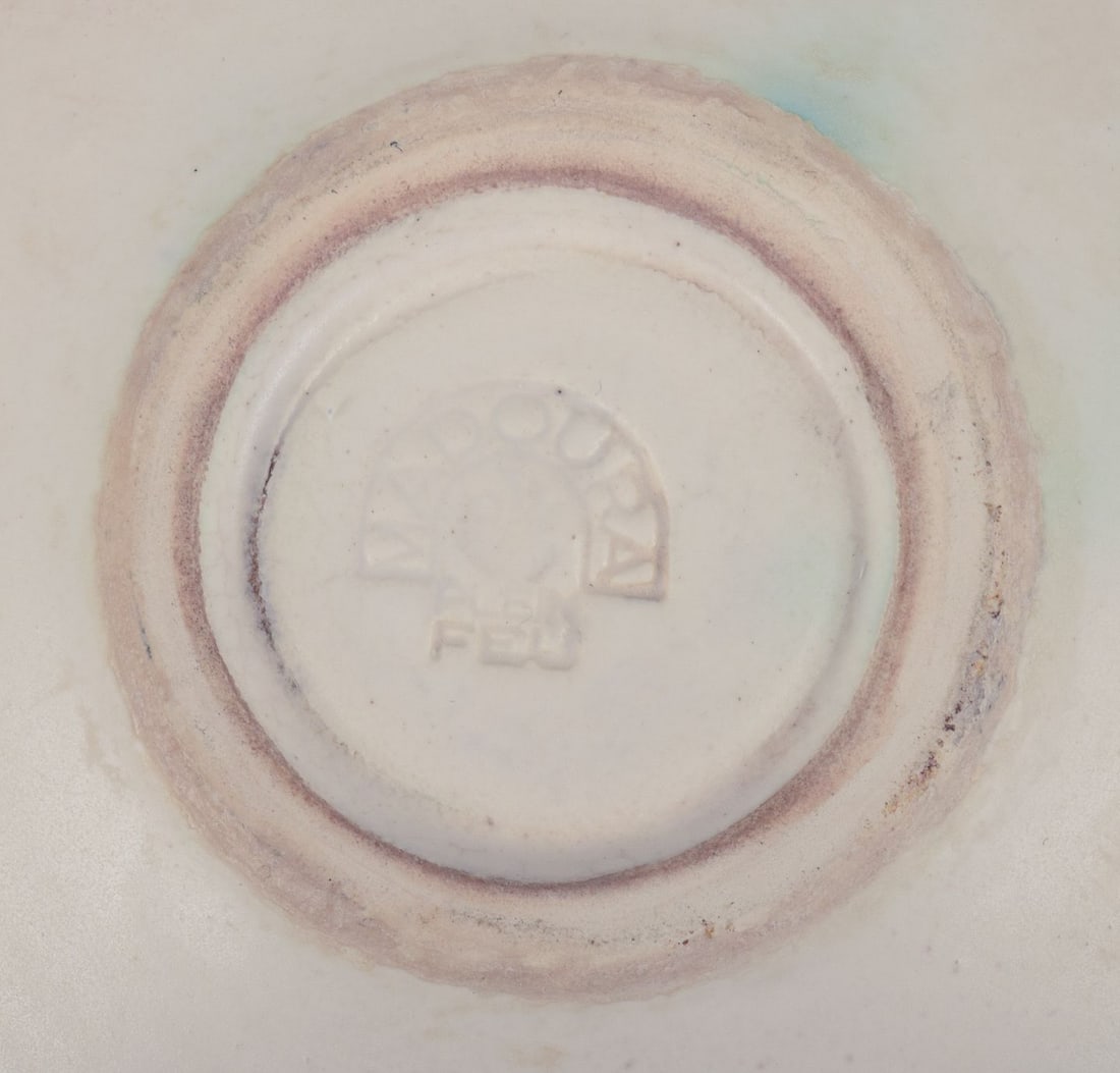 Suzanne Ramié for Atelier Madoura, France. Round ceramic bowl. Glaze in light tones. Mid-20th - 7