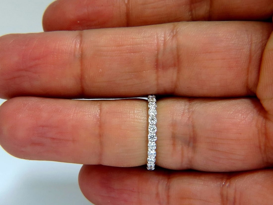 .93ct natural round diamonds sharing common prong infinity ring G/Vs 14kt** - 4
