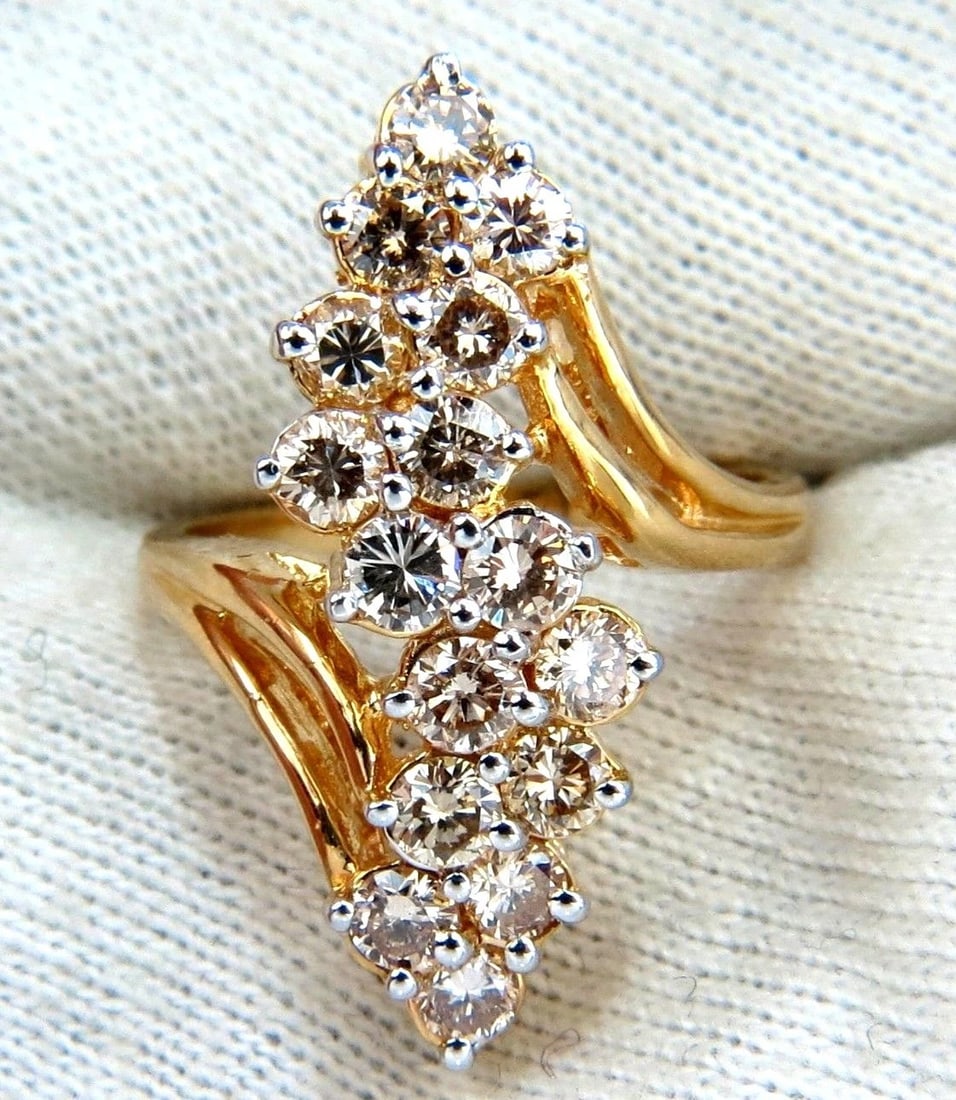 2.00ct Natural Lt Brown Diamonds Rounds Cocktail Prime Cluster ring 14kt **: Title: 2.00ct Natural Lt Brown Diamonds Rounds Cocktail Prime Cluster ring 14kt ** Description: Rounds Cluster cocktail Prime. 2.00cts Natural diamonds Ring. Full cut Brilliants Vs-2 clarity / Fancy