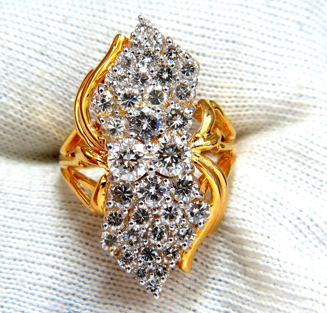 3.50ct Natural Diamonds Rounds Cocktail Prime Cluster ring 14kt**: Title: 3.50ct Natural Diamonds Rounds Cocktail Prime Cluster ring 14kt** Description: Rounds Cluster cocktail Prime. 3.50cts Natural diamonds Ring. Full cut Brilliants G-color, Vs-1 Vs-2 clarity.