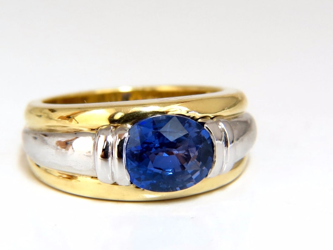 GIA Certified 2.59ct Natural No heat 2.59ct Sapphire Ring 18kt & Platinum: Title: GIA Certified 2.59ct Natural No heat 2.59ct Sapphire Ring 18kt & Platinum Description: No Heat Color Change Vivid GIA Certified 2.59ct. Natural sapphire ring. Vivid Blue Violet Color Change to