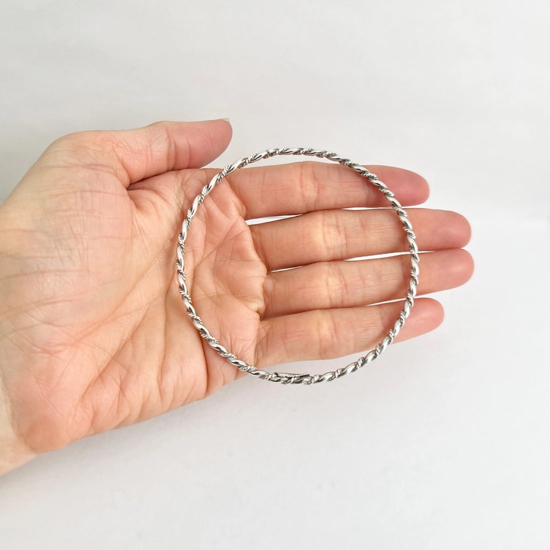 Vintage Twisted Bangle Bracelet Sterling Silver, 8.25 Inches, 9.20 Grams - 2