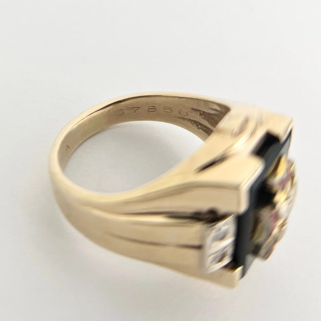 Vintage 1950's Knights of Columbus Black Onyx Ring 10K Yellow Gold, 10.13 Grams - 8